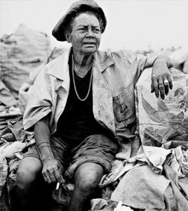 subsede-baixada-homenageia-estamira-na-13a-edicao-do-espaco-cine-psi